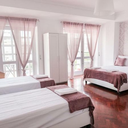 4U Lisbon Suites & Guesthouse VII Airport Экстерьер фото