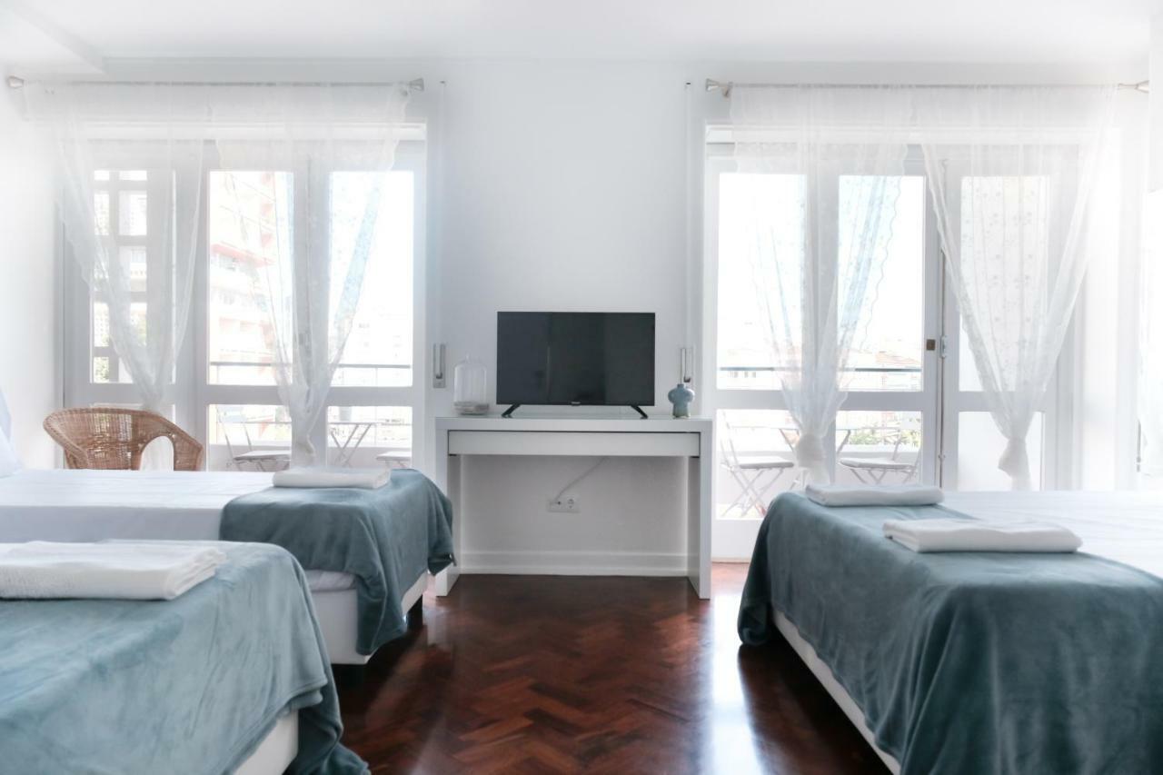 4U Lisbon Suites & Guesthouse VII Airport Экстерьер фото