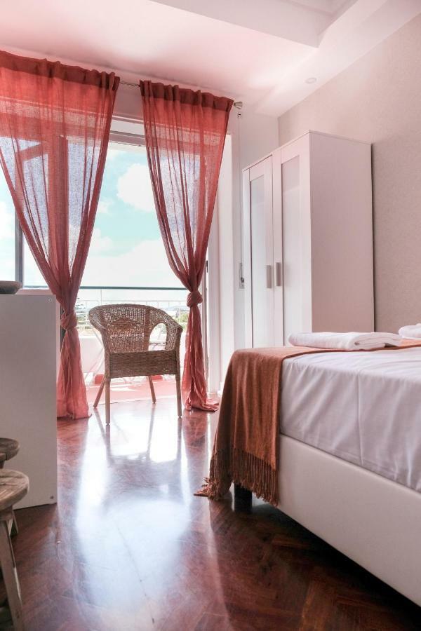4U Lisbon Suites & Guesthouse VII Airport Экстерьер фото